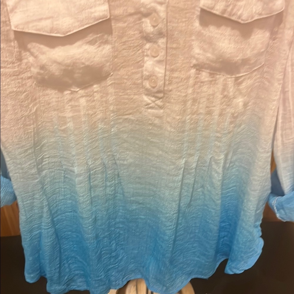 Zac & Rachel White and Blue Relaxed Blouse with Mandarin Collar - Picture 3 of 9